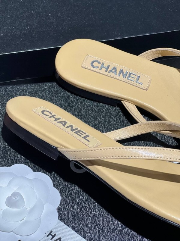 Шлепанцы CHANEL