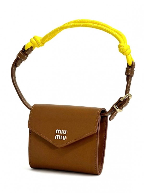 Картхолдер MIU MIU