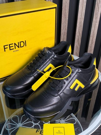 Кроссовки Fendi