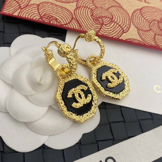 Серьги CHANEL