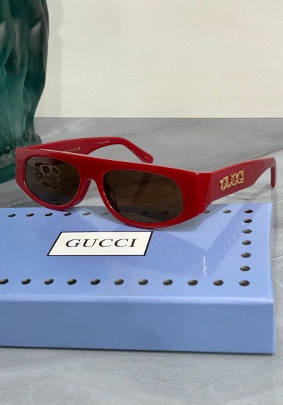 Солнцезащитные очки Gucci