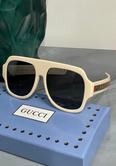 Солнцезащитные очки Gucci