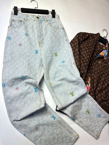 Джинсы Louis Vuitton