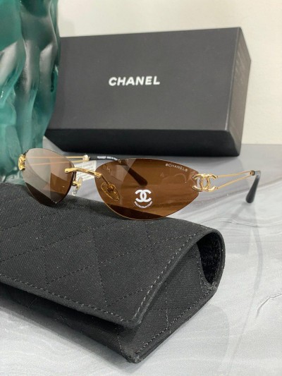 Солнцезащитные очки CHANEL