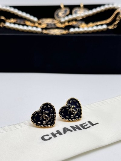 Серьги CHANEL