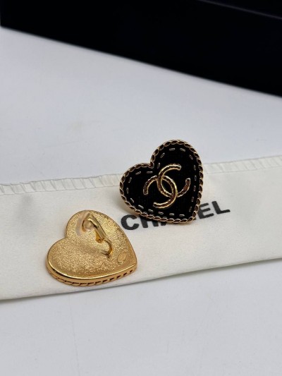 Серьги CHANEL