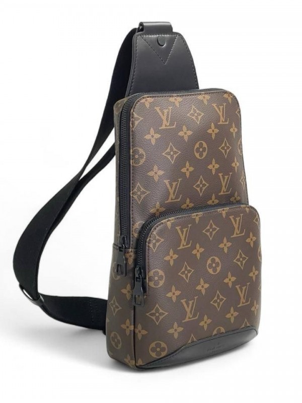 Сумка-слинг Louis Vuitton