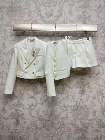 Костюм Yves Saint Laurent
