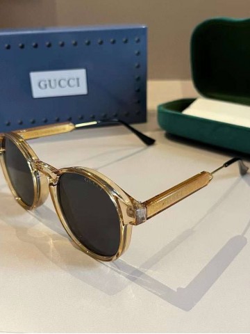Солнцезащитные очки Gucci