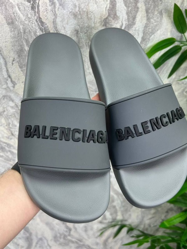 Шлепанцы Balenciaga