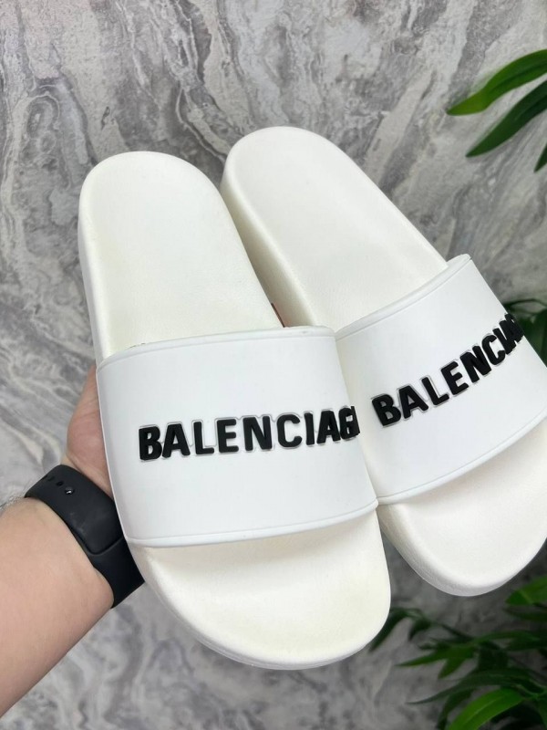 Шлепанцы Balenciaga