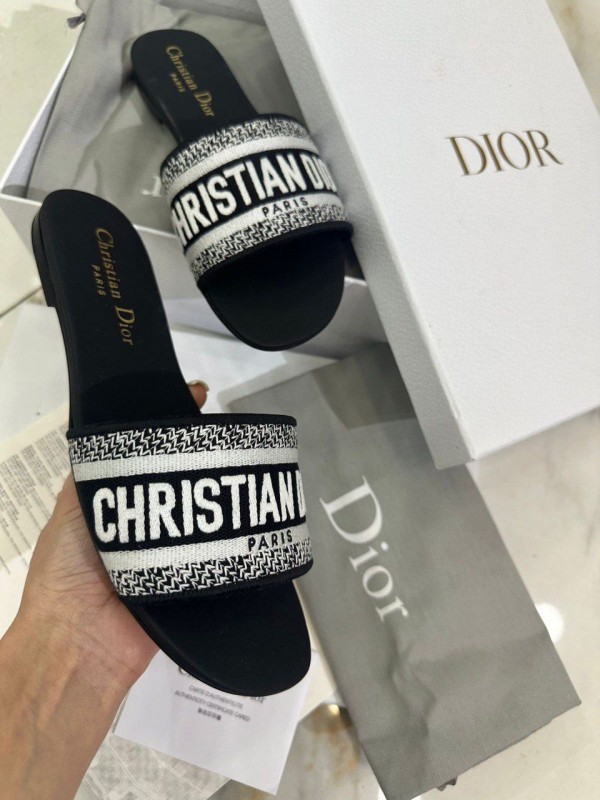 Шлепанцы Dior