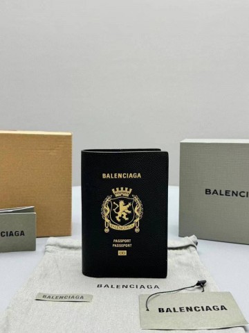 Обложка на паспорт Balenciaga