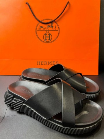 Шлепанцы Hermes