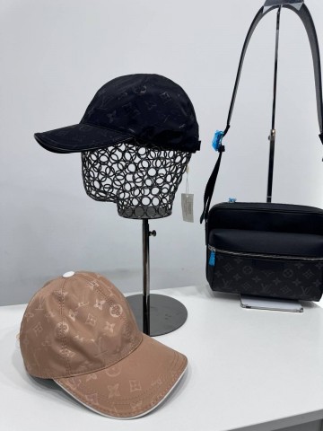 Кепка Louis Vuitton