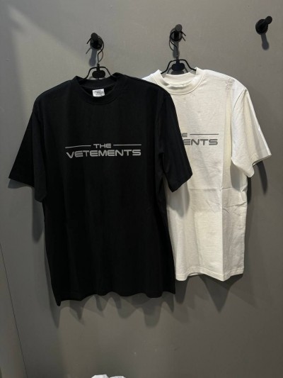 Футболка Vetements