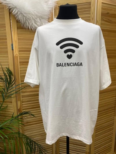 Футболка Balenciaga