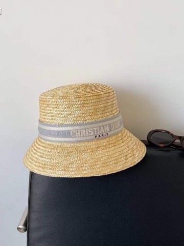 Шляпа Dior