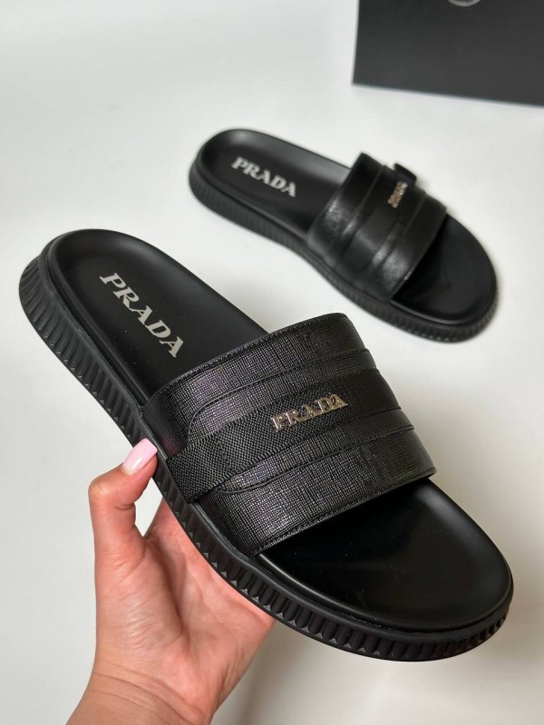 Шлепанцы Prada