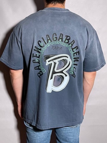 Футболка Balenciaga