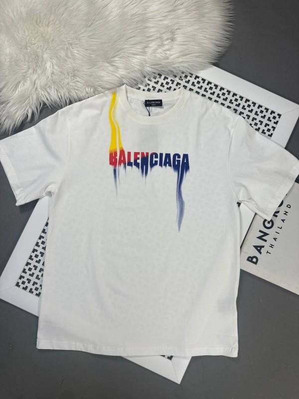 Футболка Balenciaga