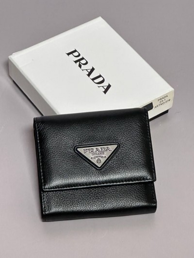 Кошелек Prada