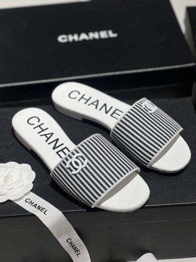 Шлепанцы CHANEL