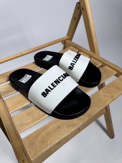 Шлепанцы Balenciaga