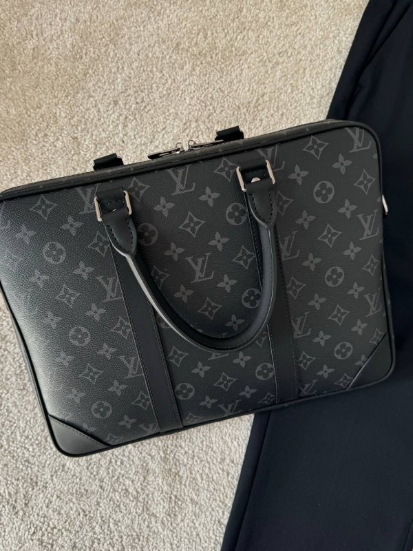 Портфель Louis Vuitton