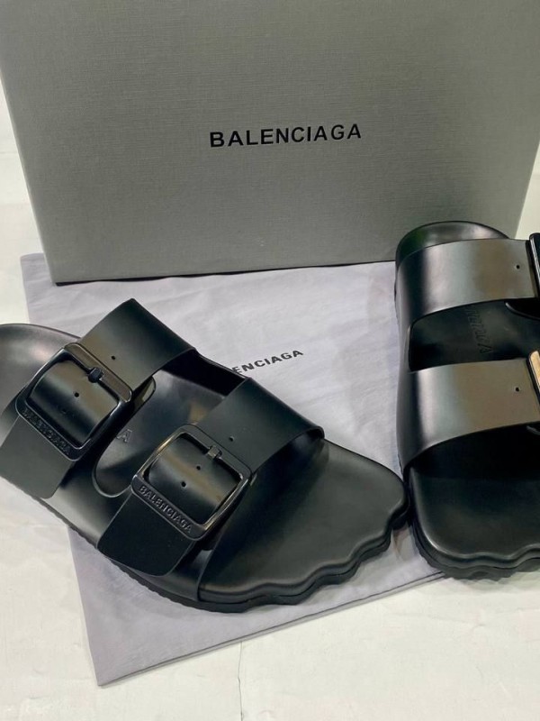 Шлепанцы Balenciaga