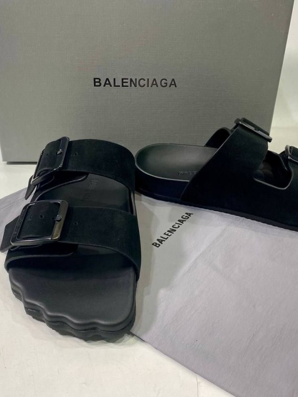 Шлепанцы Balenciaga