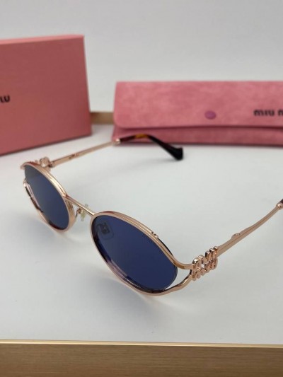 Солнцезащитные очки MIU MIU