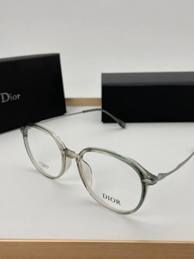 Солнцезащитные очки Dior