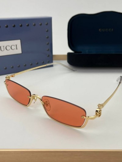 Солнцезащитные очки Gucci