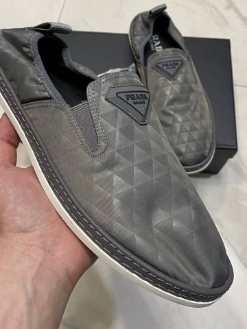 Слипоны Prada