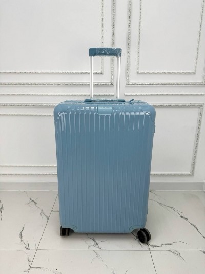 Чемодан Rimowa М