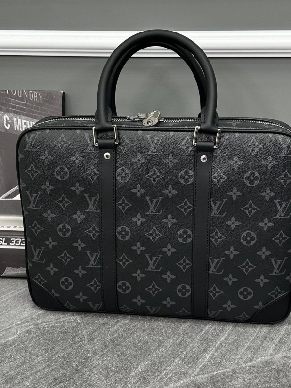 Портфель Louis Vuitton