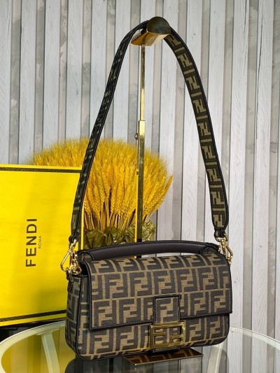 Сумка Fendi