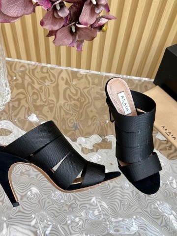 Босоножки Alaia
