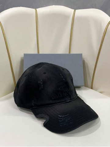 Кепка Balenciaga