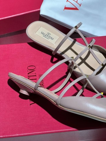 Босоножки Valentino