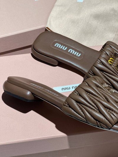 Шлепанцы MIU MIU