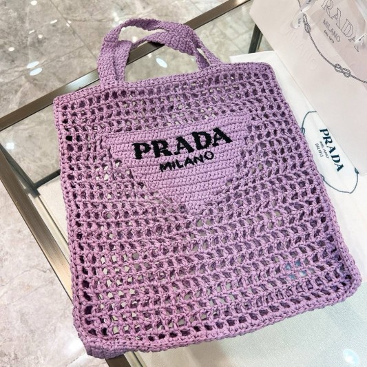 Сумка Prada