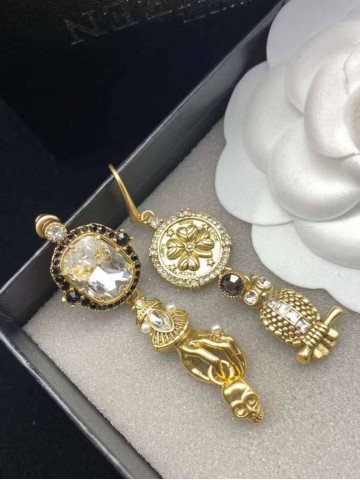 Серьги Alexander McQueen