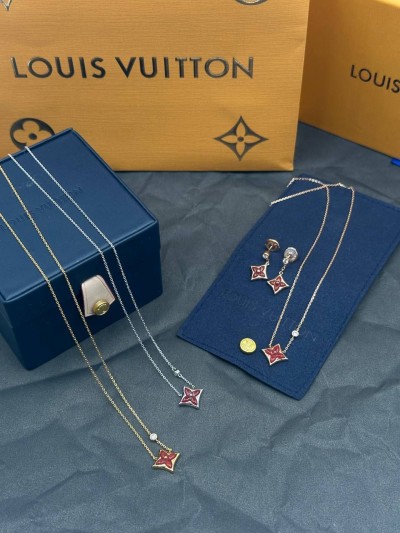 Кулон Louis Vuitton