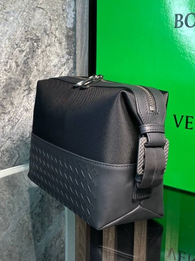 Клатч Bottega Veneta