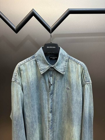 Джинсовая рубашка Balenciaga