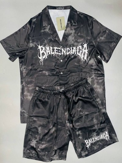 Прогулочный костюм Balenciaga