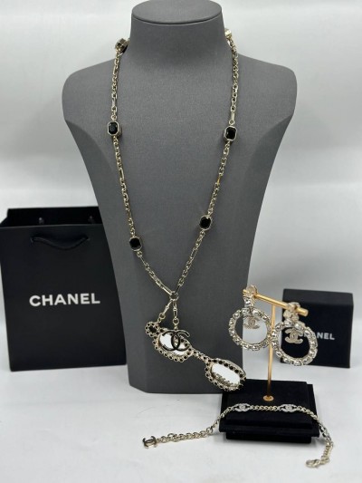 Серьги CHANEL