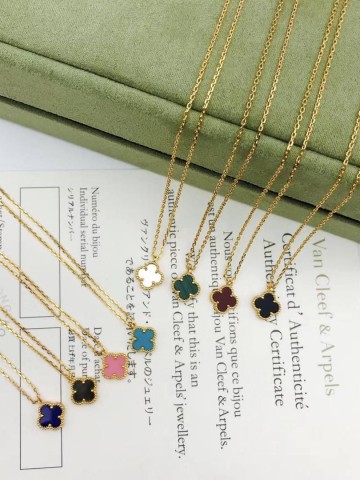 Кулон Van Cleef & Arpels